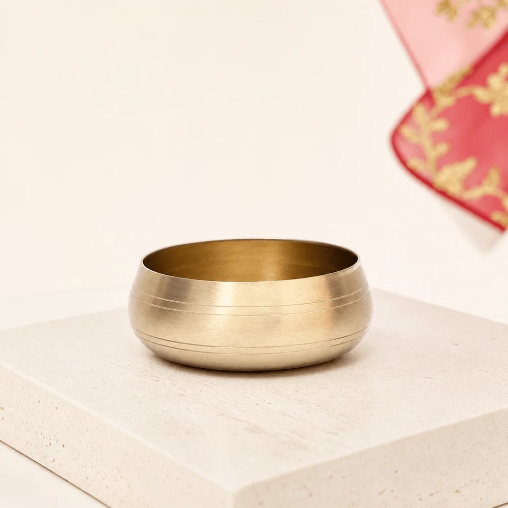 Pure Kansa Thali Set – 6 Piece | Curved Design Bronze