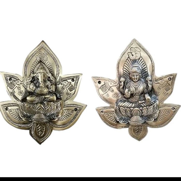 Heavy Brass Lakshmi Ganesha Patta Wall Hanging Set – Antique Finish Spiritual Décor (800 Gram)