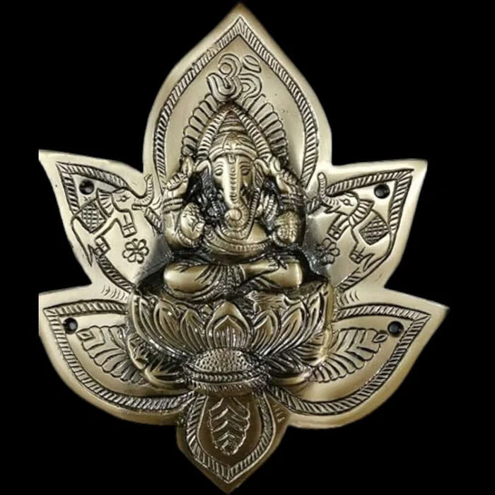 Heavy Brass Lakshmi Ganesha Patta Wall Hanging Set – Antique Finish Spiritual Décor (800 Gram)