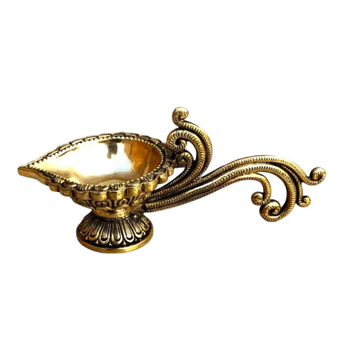 RoyalStuffs Heavy Brass Diya Aarti Lamp – Traditional Oil Diya for Pooja & Worship Prayer