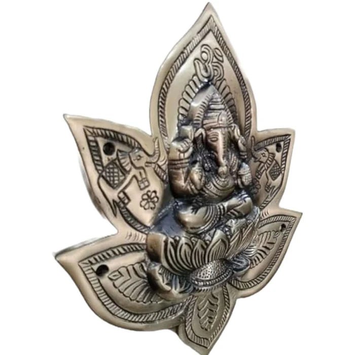 Heavy Brass Lakshmi Ganesha Patta Wall Hanging Set – Antique Finish Spiritual Décor (800 Gram)