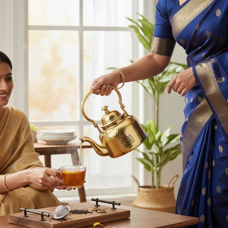 Royal Hammered Brass Tea Kettle with Tin Lining – Antique Designer (600 ml)