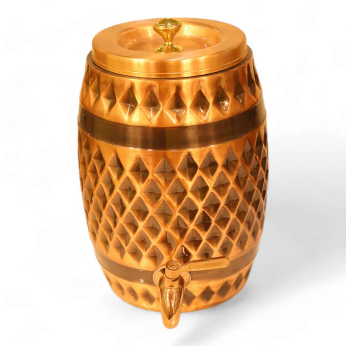 RoyalStuffs Dholak-Shaped Diamond Pattern Antique Copper Water Dispenser – Handcrafted Copper Beverage Dispenser with Tap