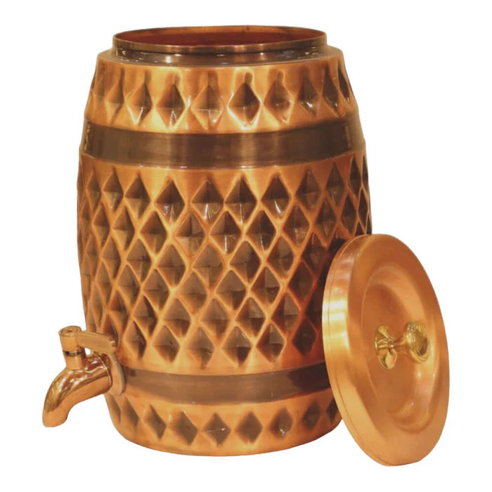 RoyalStuffs Dholak-Shaped Diamond Pattern Antique Copper Water Dispenser – Handcrafted Copper Beverage Dispenser with Tap