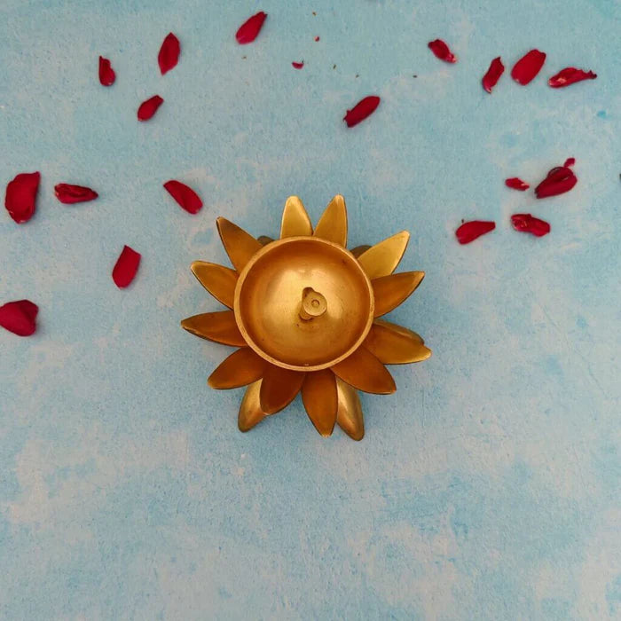 RoyalStuffs Lotus Shape Brass Diya – 1 KG Heavy Decorative Oil Lamp for Pooja Room & Home Decor