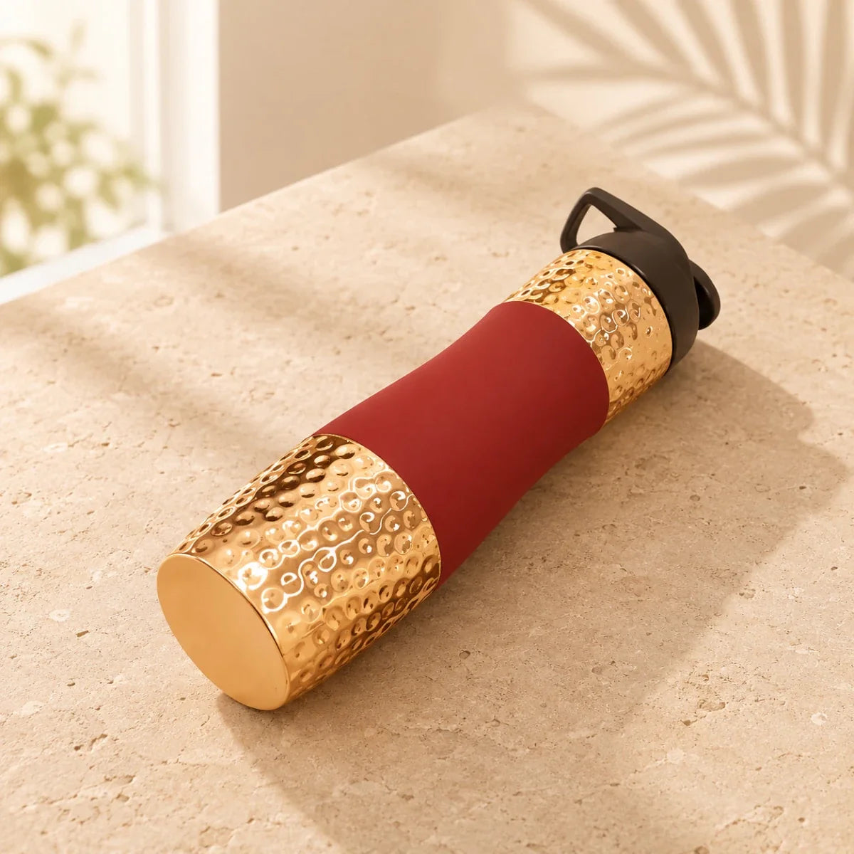 RoyalStuffs Designer Copper Hammered Sipper Bottle with Red Silicone Grip – 1 Litre Leak-Proof Copper Bottle