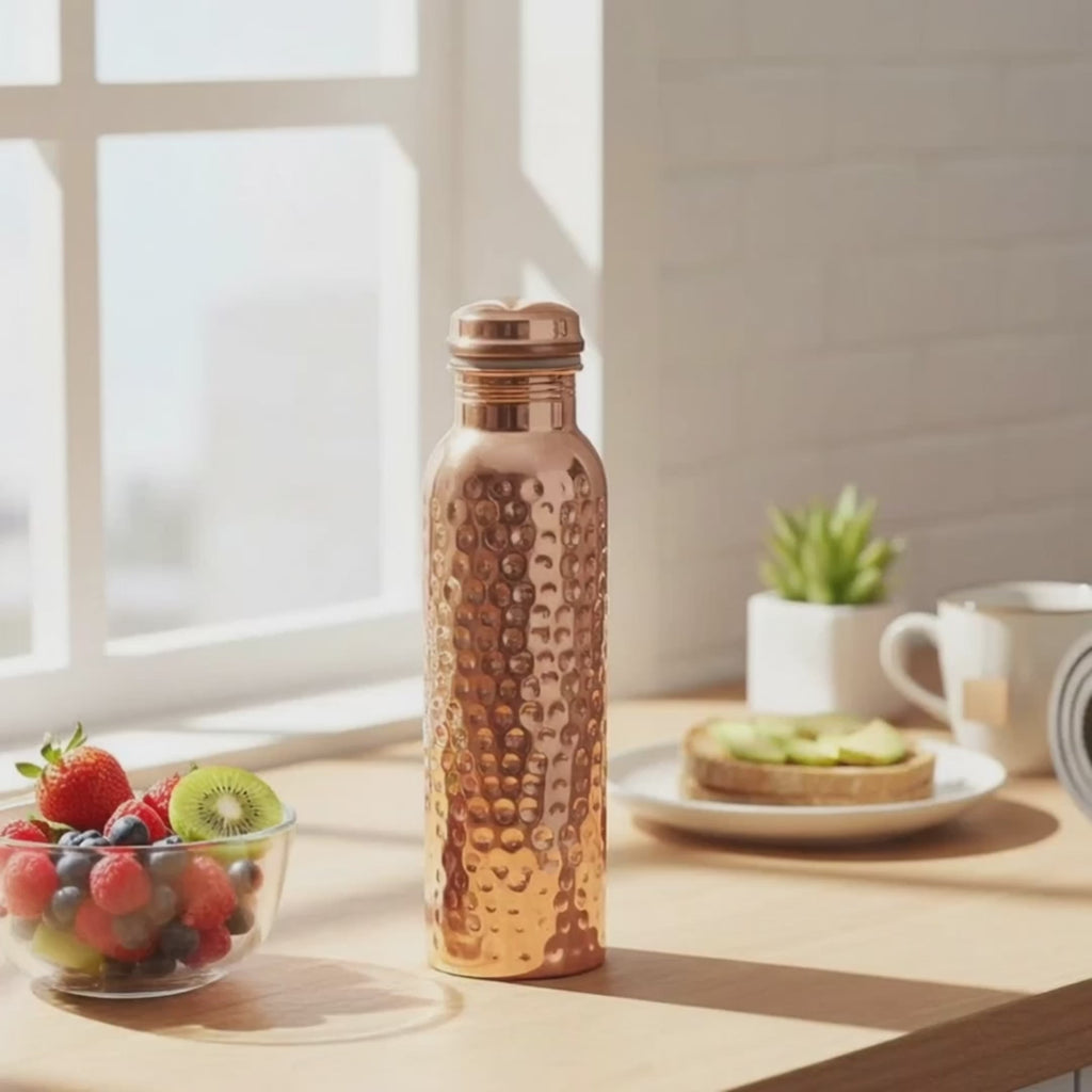 Hammered Pure Copper Water Bottle 950ml – Handcrafted Premium Drinkware